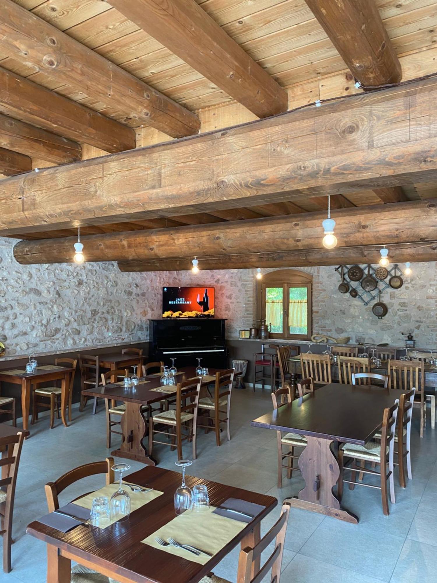 Corte Davini Agriturismo Monzambano Ngoại thất bức ảnh