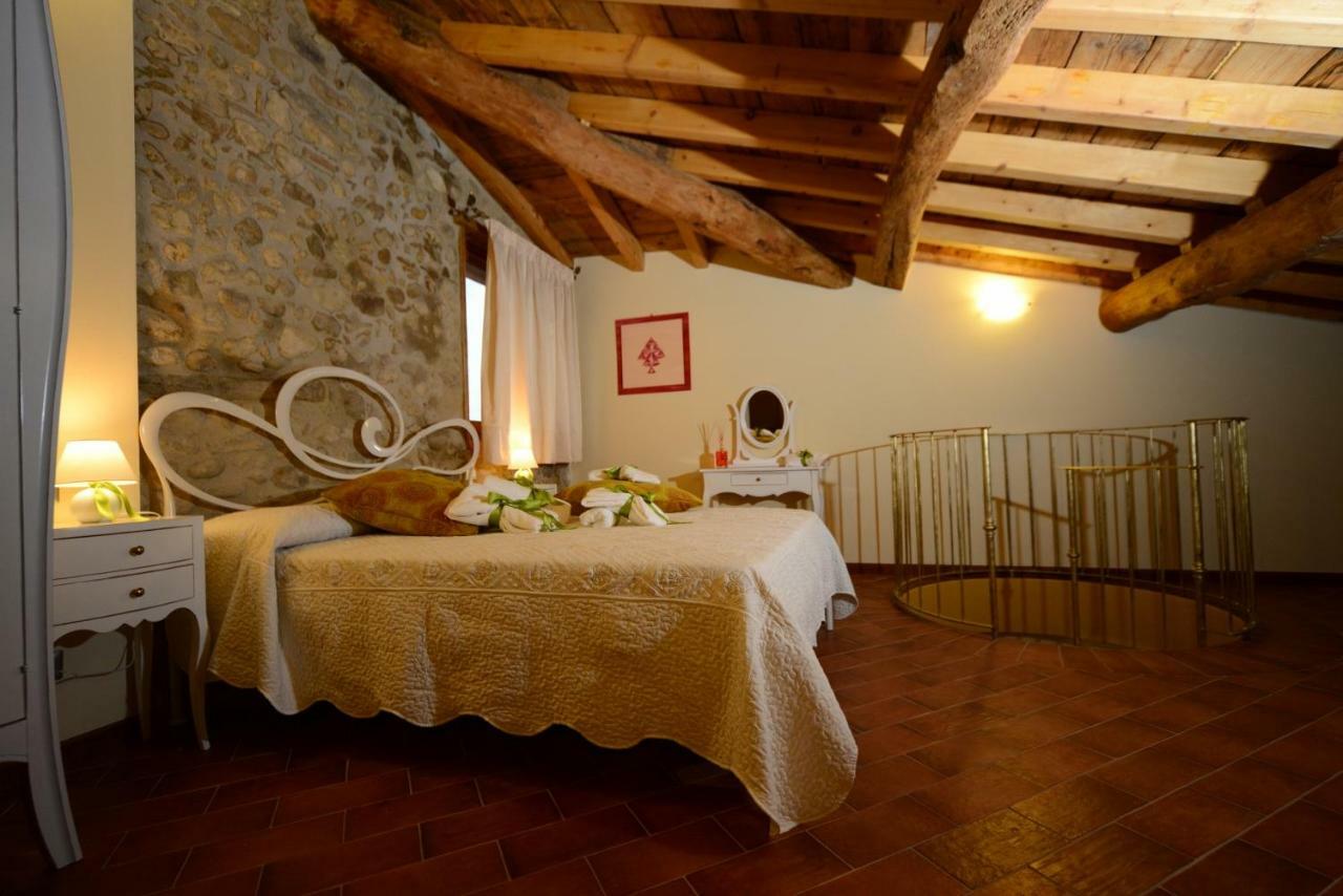 Corte Davini Agriturismo Monzambano Ngoại thất bức ảnh